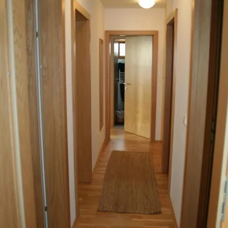 Eva Maria 1 ラウリス