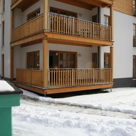 Eva Maria 1 アパート ラウリス