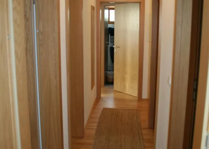 Eva Maria 1 ラウリス